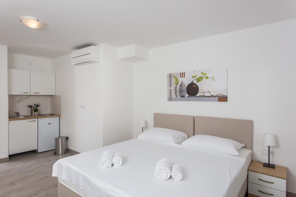 Guest House Eight Roses 杜布罗夫尼克 外观 照片